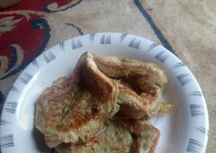 Simple Way to Make Homemade Bread with omelette