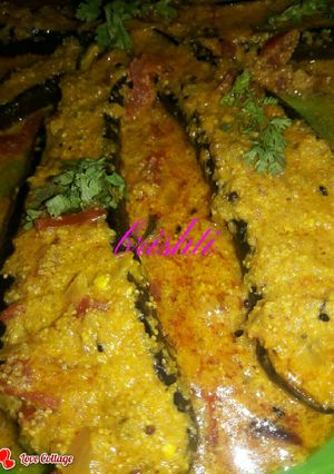 A picture of Brinjal in poppy seed paste.