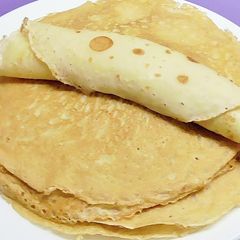 A picture of Pfannenkuchen (German Pancake/Crepe).