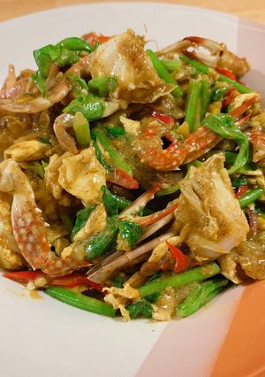 รูปของ ปูม้าผัดผงกะหรี่ 🦀
