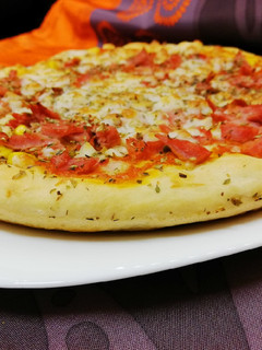 Una foto de Masa de pizza con robot Mambo
