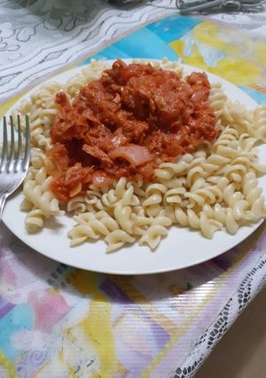 Una foto de Tallarines rojos