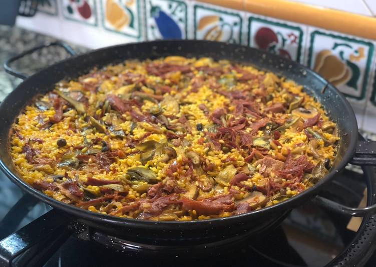 Paella de foie y pato