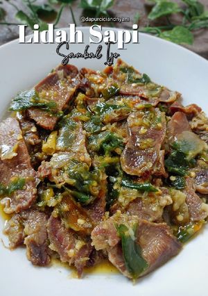 Foto resep Lidah Sapi Sambal Ijo Seuhah Lata²