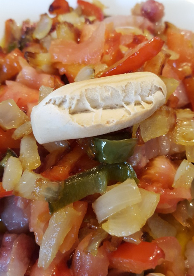 Una foto de Pimientos con panceta salada