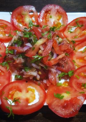 A picture of Tomato salad dhaba style.