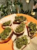 Pesto de rúcula, girassol e castanhas