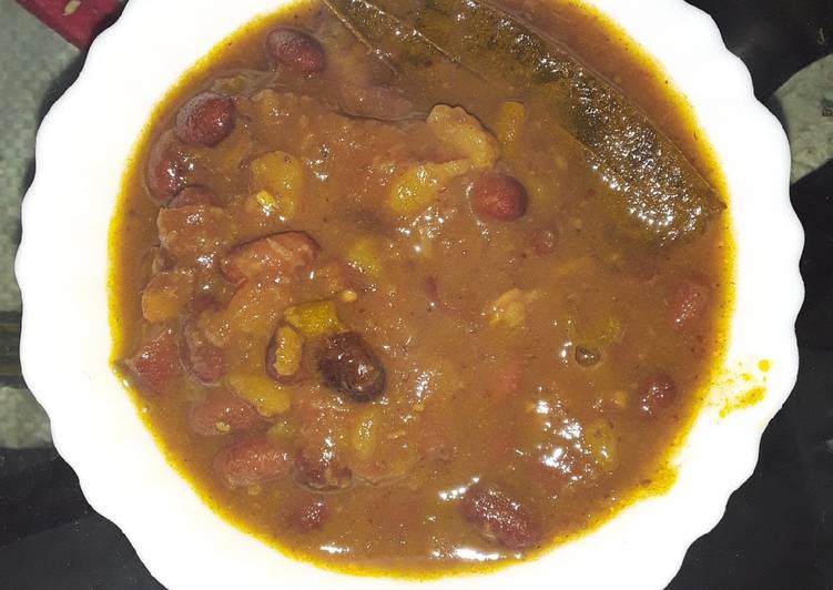 Easy Meal Ideas of Peanut and rajma curry