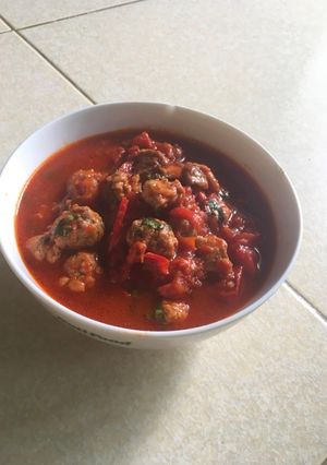 Hình của món Thịt viên sốt cà chua.