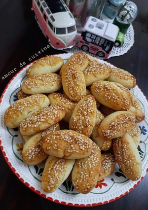 Une photo de Gateaux secs aux sésames sans œufs ☕