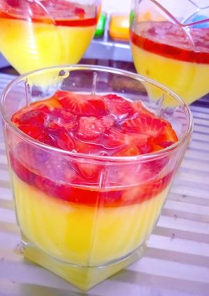 صورة لوصفة تحلية الليمون والفراولة🍓🍋