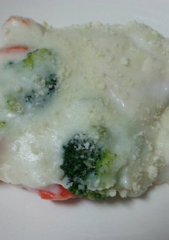 Una foto de Verduras variadas con bechamel y parmesano