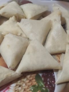صورة لوصفة بوراك بصدر دجاج وكريمة الجبن 🤩🤩