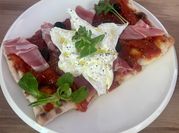 Une photo de mozzarella buffala