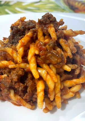 Foto di Trofie Fresche con Tritato di Cinghiale al Sugo