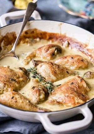 Una foto de Pollo en crema de mostaza