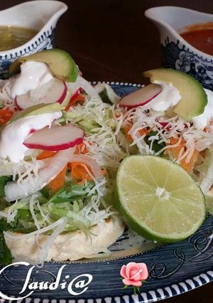 Una foto de Gorditas o sopes de carne deshebrada🌹