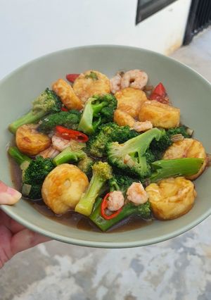 Foto resep Tumis brokoli tahu jepang