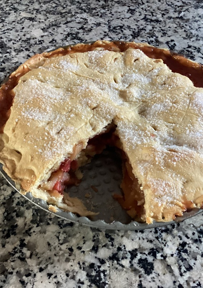 Una foto de Tarta de manzanas y fresas
