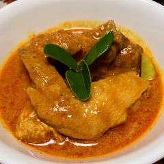 A picture of Ayam Rendang / Chicken Rendang.