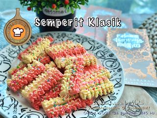Biskut Semperit Klasik (Biskut Raya)