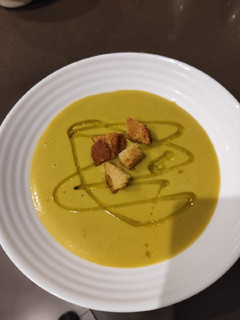 Una foto de Crema San Germán con picatostes en Mambo