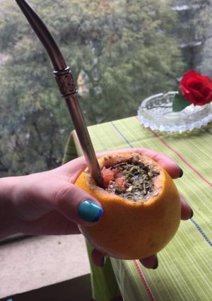 Una foto de Mate en pomelo