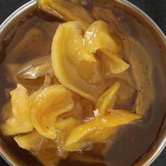 A picture of Raw mango sweet pickle.