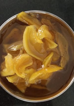 A picture of Raw mango sweet pickle.