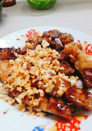 Hình của món Thịt chiên bơ tỏi.