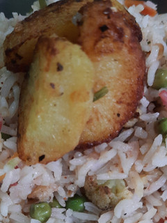 সব্জী দিয়ে ভাত ভাজা (bhat bhaja recipe in bengali) রেসিপির প্রধান ছবি