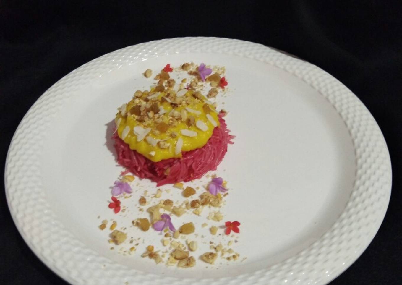 Gulkand Vermicilli with Mango Rabdi