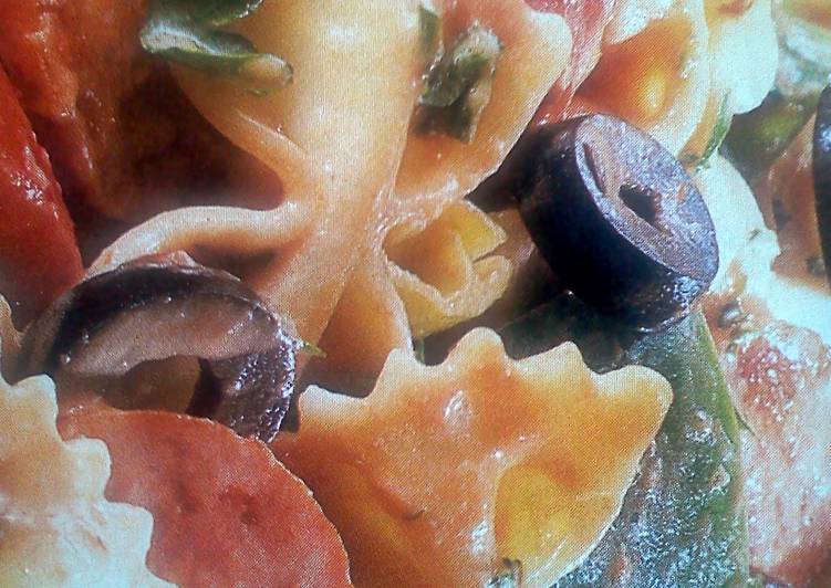 Simple Way to Make Any-night-of-the-week Italian Pasta Salad with A Tomato Dressing