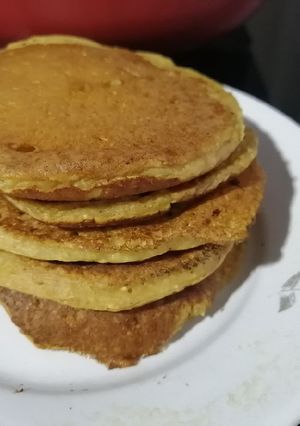 Una foto de Mini hot cake de avena y manzana
