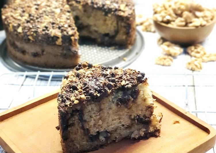 Cara Gampang Membuat Banana Cake With Choco Crumb, Lezat Sekali