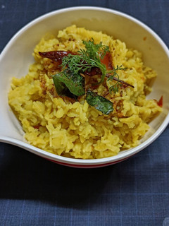 મિક્સ દાળ ખીચડી (Mix Dal Khichdi Recipe In Gujarati) રેસીપી મુખ્ય ફોટો