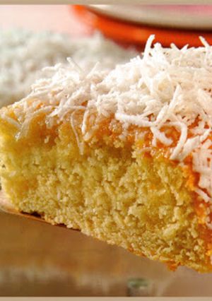 Una foto de Torta de coco, naranja y miel.