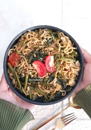 Foto resep Mie goreng kangkung
