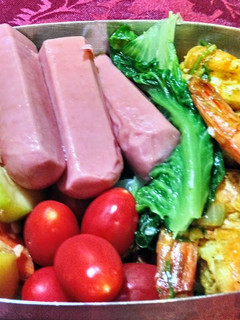 咖哩蝦和熱狗便當 的食譜成品照片