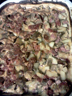 A picture of ham and potato casserole.