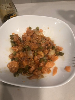 Una foto de Tartar de salmón