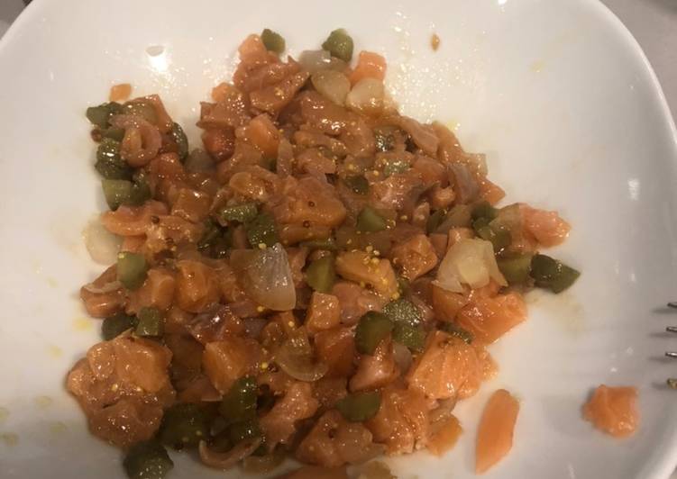 Tartar de salmón