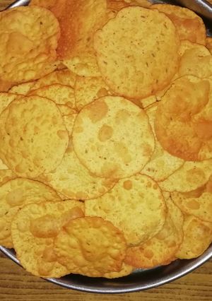 A picture of Besan papdi.