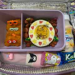 รูปของ Bekal makan siang sat set sat set