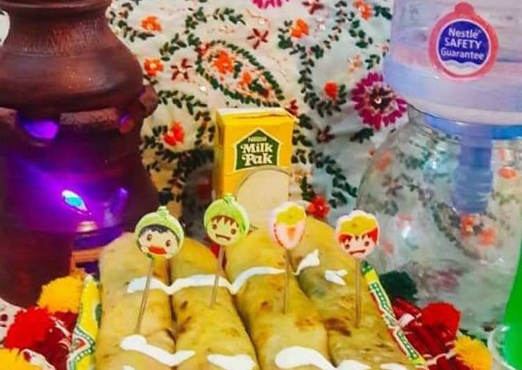 Easiest Way to Make Super Quick Homemade Chicken Creamy Paratha Roll