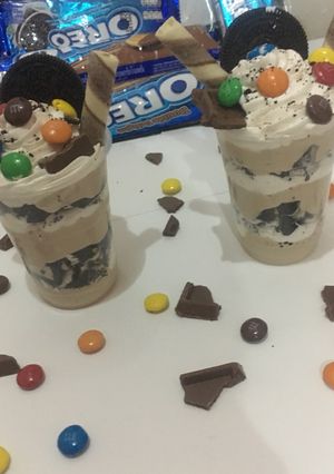A picture of Oreo triffle.