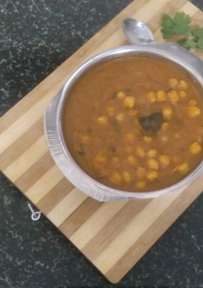செட்டிநாடு சென்னா மசாலா (Chettinadu channa masala recipe in tamil) செய்முறை முக்கிய புகைப்படம்