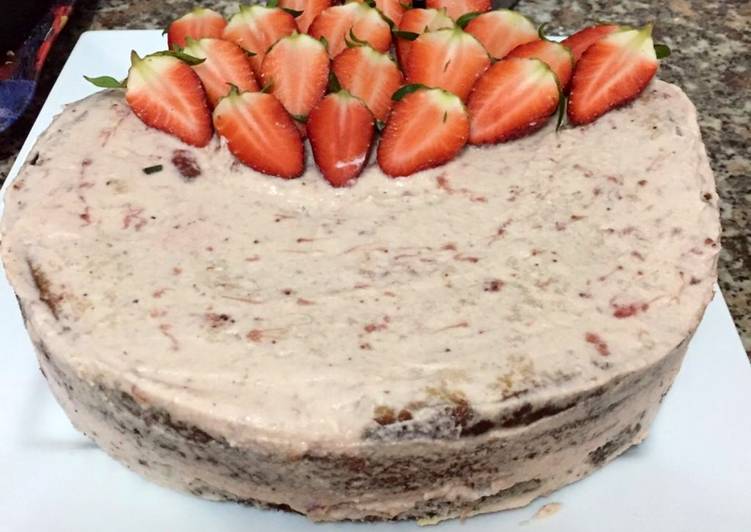 How to Prepare Ultimate Strawberry lemonade cake