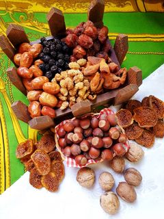 عکسی از دستور میوه های خشک