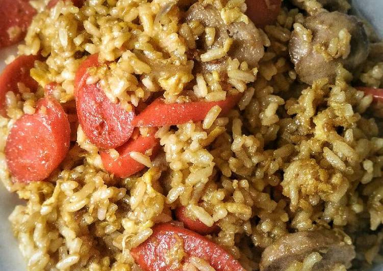 Langkah Mudah untuk Menyiapkan Nasi Goreng Sosis Bakso yang Enak Banget
